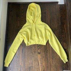 Cropped TNA Hoodie in XXS